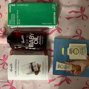 Sunscreen and‎ Skincare Set
